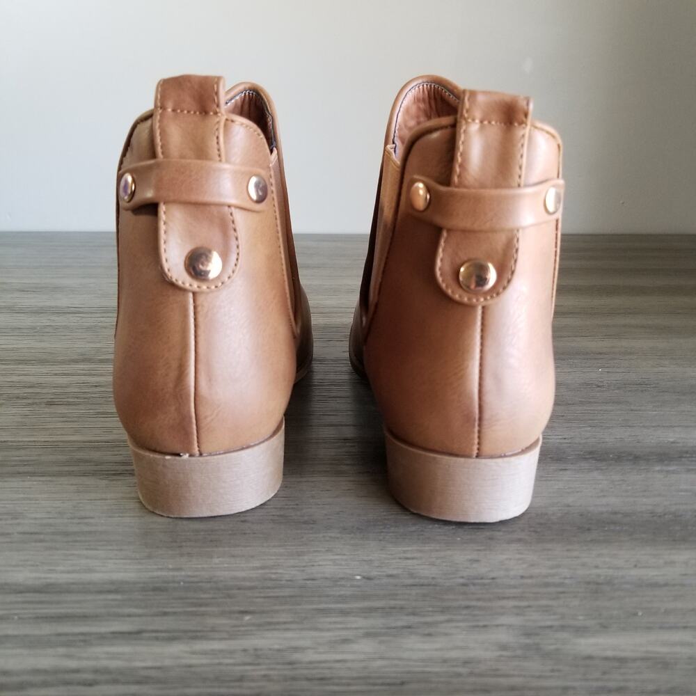 Top Moda Women's Brown Faux Leather Western Chelsea Ankle Boots Size: 7.5M New - Picture 4 of 10